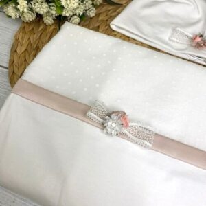 COPERTA BIANCA CON FIORE NINNAOH - immagine 2